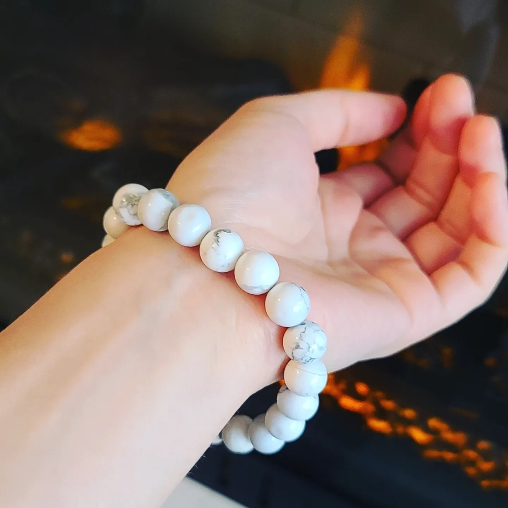 Howlite bracelet - Picture 2 of 5